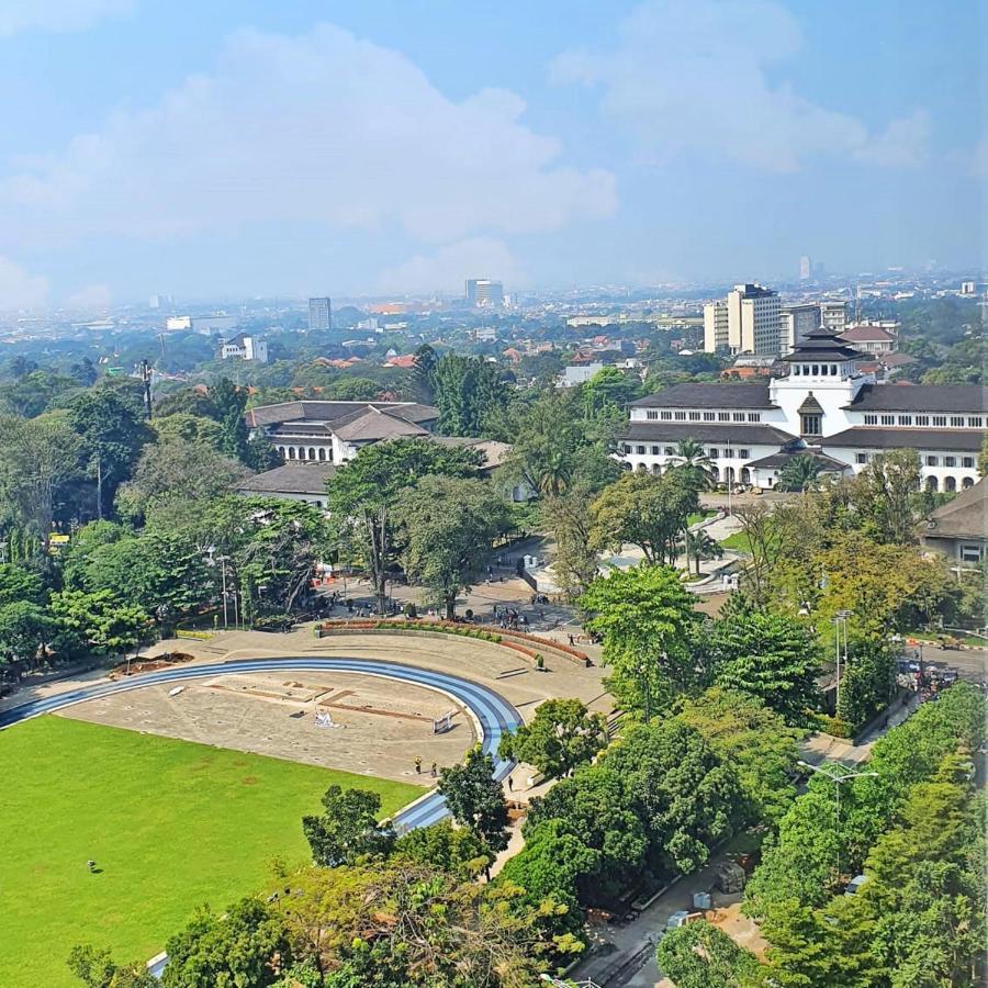 Ibis Styles Bandung Grand Central Buitenkant foto