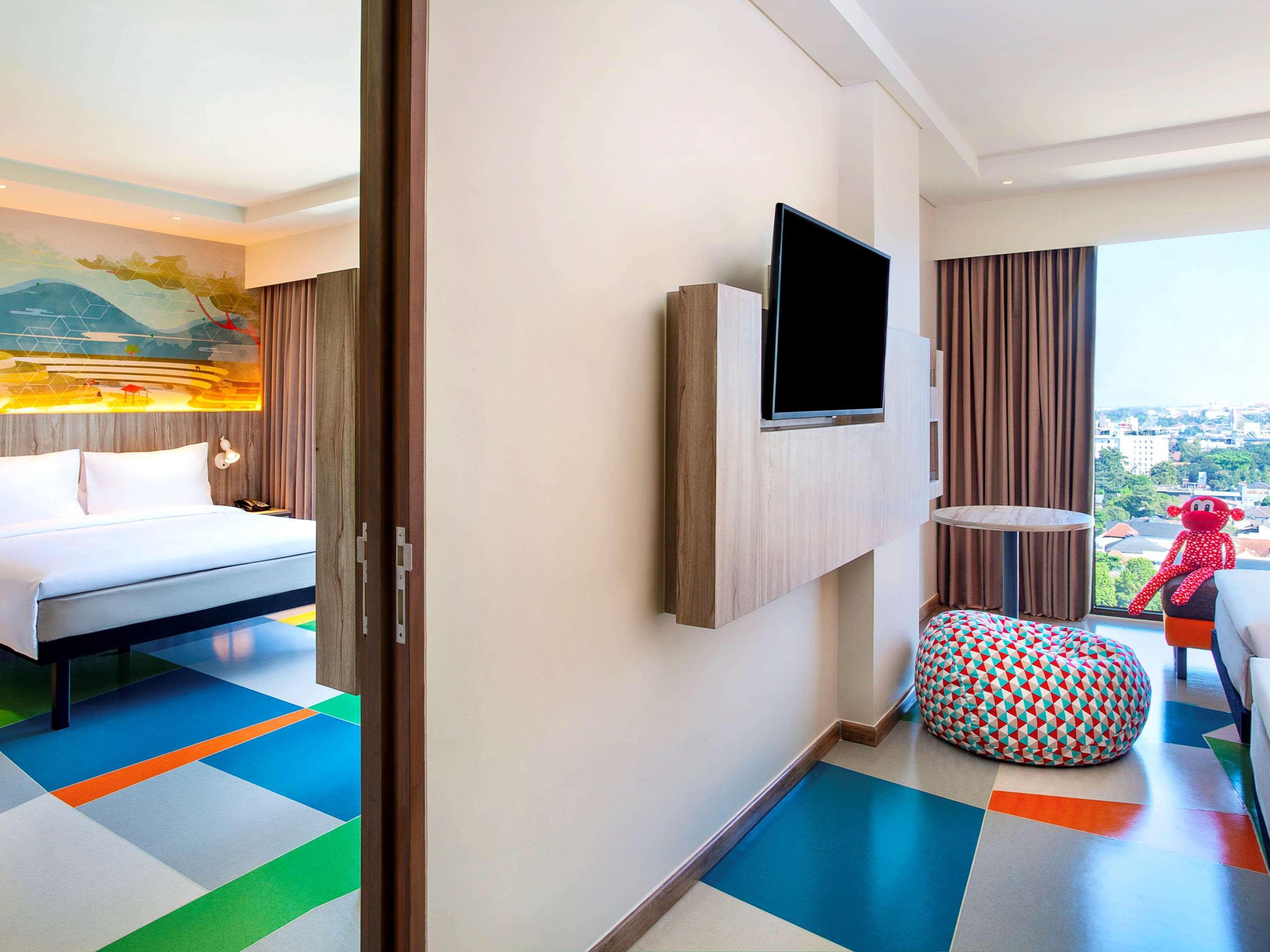 Ibis Styles Bandung Grand Central Hotel Buitenkant foto