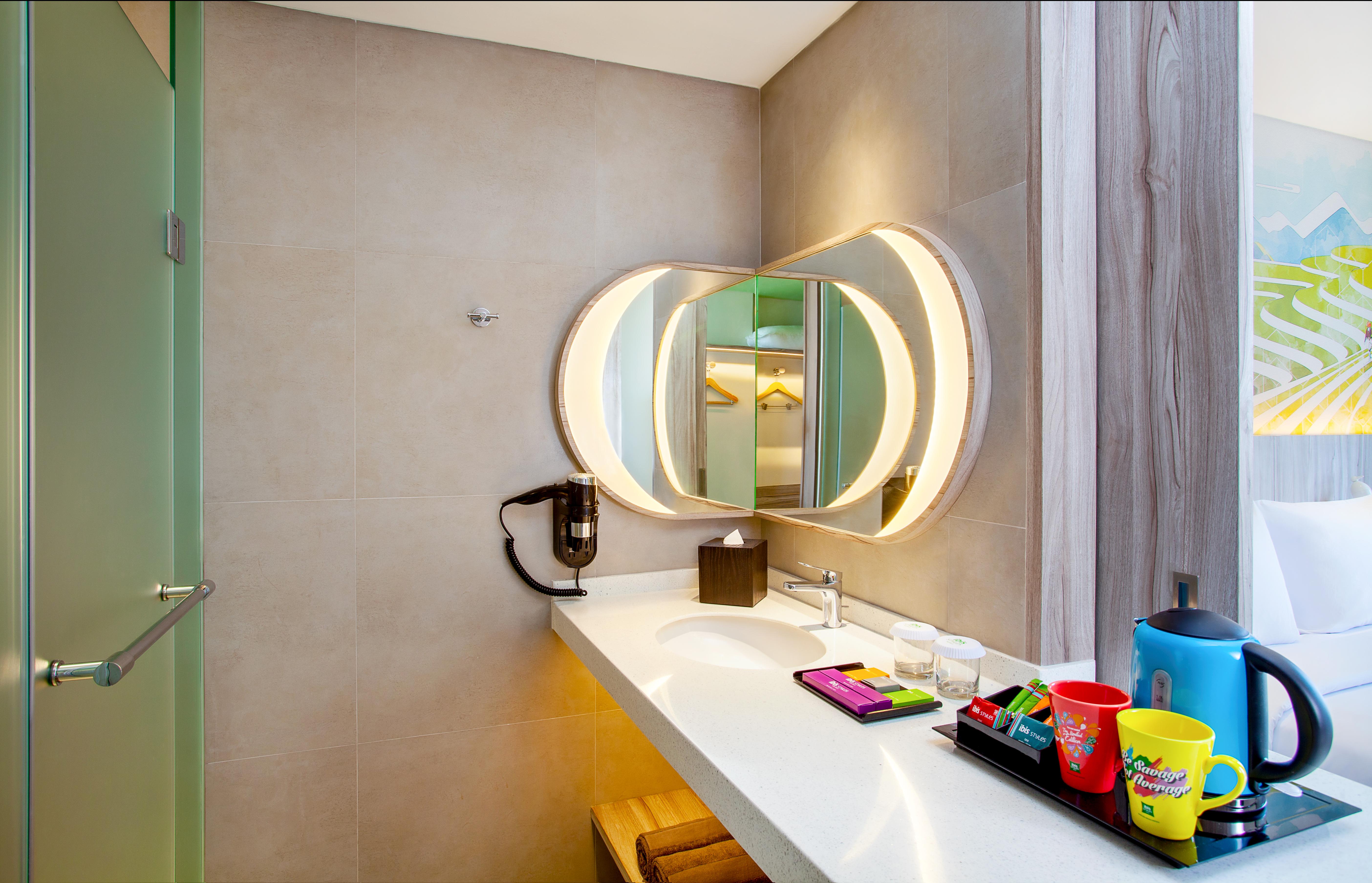 Ibis Styles Bandung Grand Central Hotel Buitenkant foto