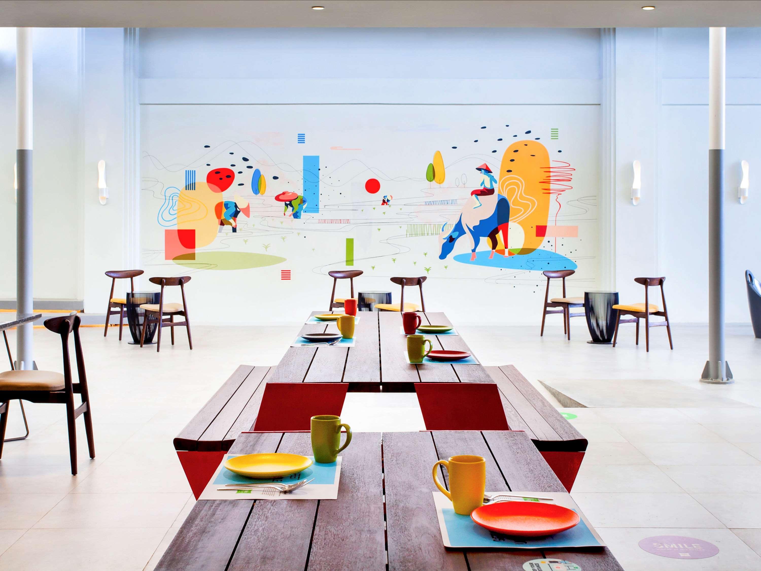 Ibis Styles Bandung Grand Central Buitenkant foto